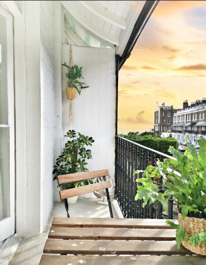 Luminous Town House By The Sea Villa แรมส์เกท ภายนอก รูปภาพ